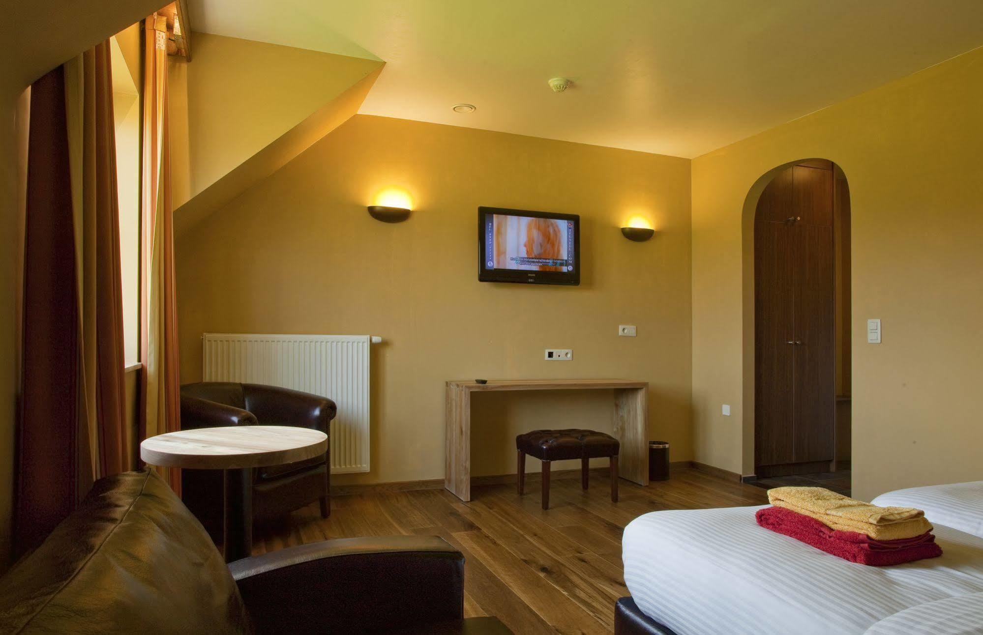 Country Lodge Hotel Moriaanshoofd أودينارد المظهر الخارجي الصورة